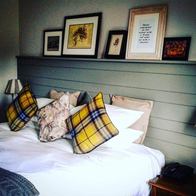 Crown Hotel Chertsey Kamer foto